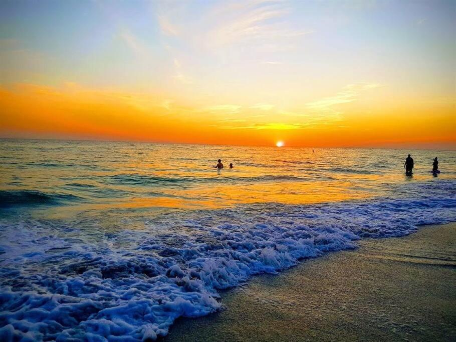 Swaying Palms By Coastal Chic Vacations Daire Bradenton Dış mekan fotoğraf